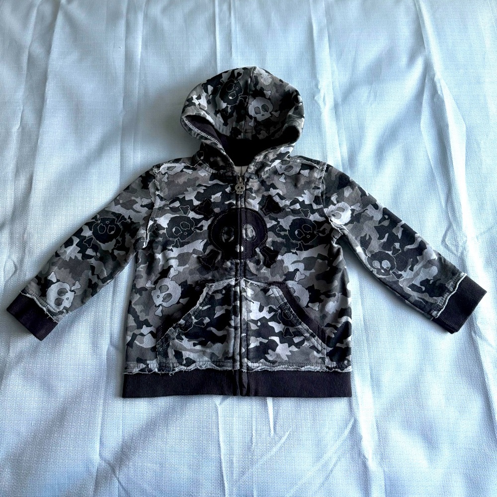 Amy Coe Gray Camouflage Skull Hoodie
